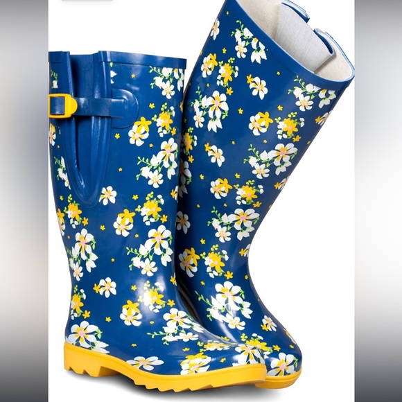 Shoes - Wide Calf Rubber Rain Boots Wide Foot and Ankle up to 20 Inch Calf